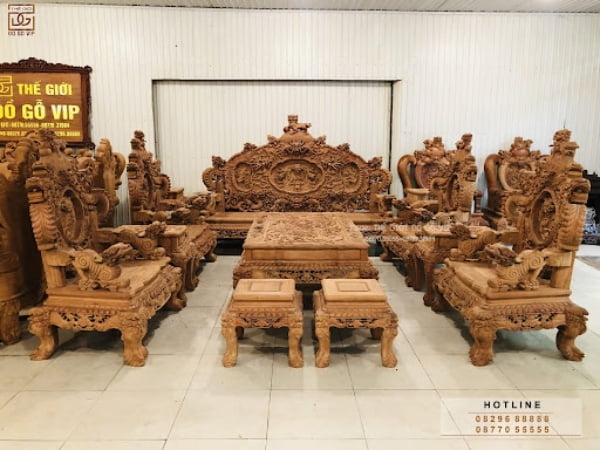 Bộ bàn ghế rồng đỉnh gỗ hương đá “siêu chất” bao gồm 12 món