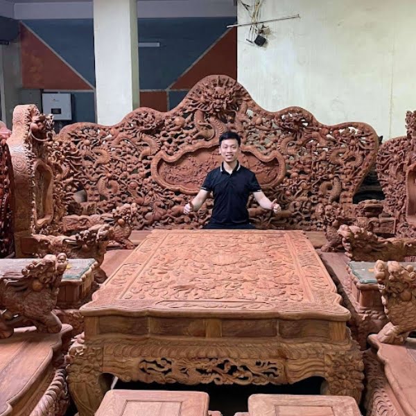 Bộ bàn ghế Cửu Long Bát Mã chất liệu 100% gỗ hương Lào