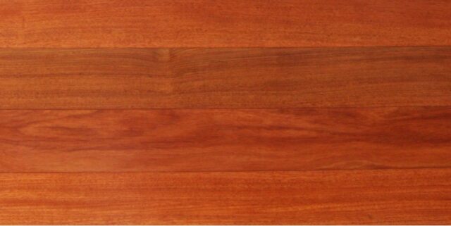 Màu sắc của gỗ gõ đỏ dùng làm bàn ghế, sofa